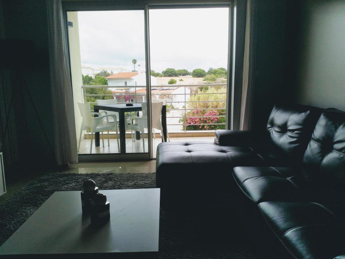 Apartamento T2 Eucalipto 2A オーリョス・デ・アーグァ エクステリア 写真